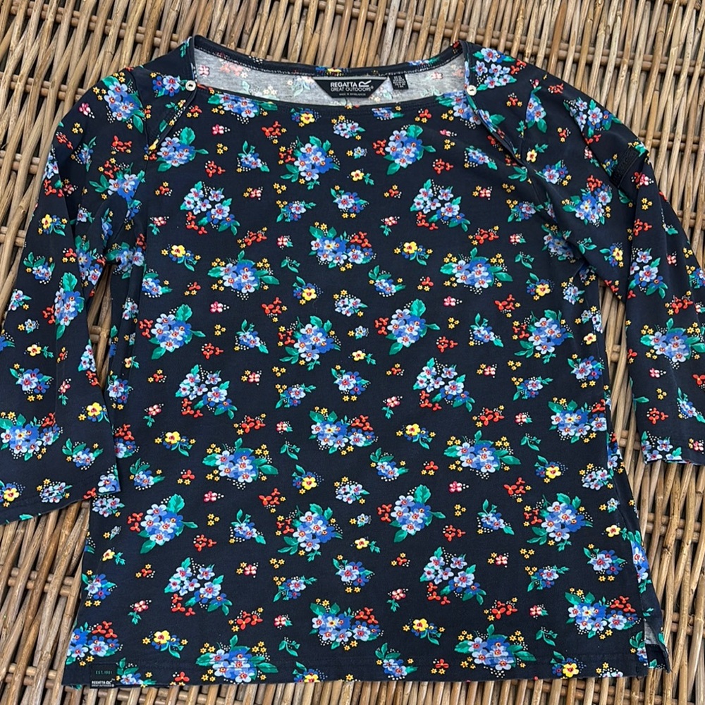 Regatta Great Outdoors Blue and Red Floral 3/4 Sleeve Tee